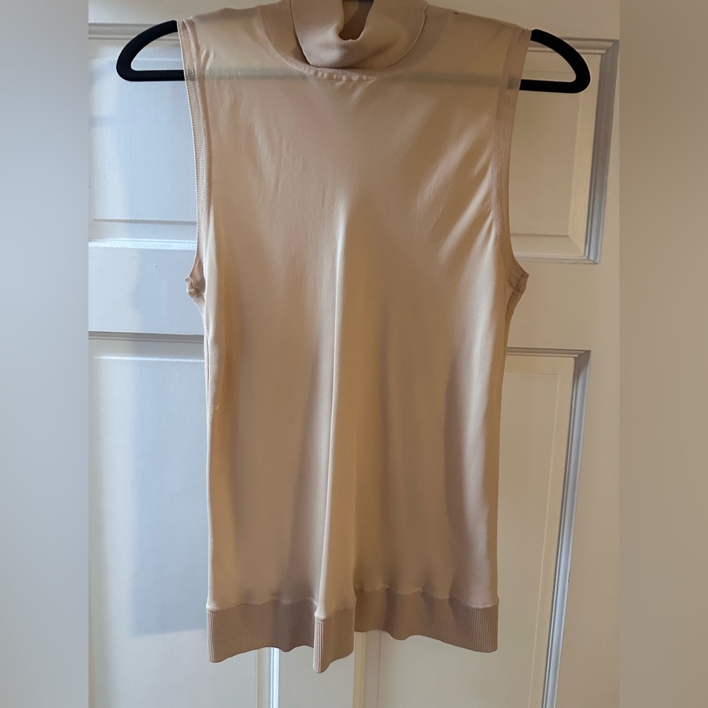 Theory sleeveless turtle neck blouse